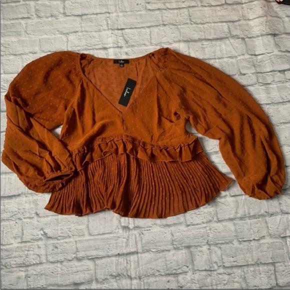 NWT Lulu’s Thrills and Frills Swiss Dot Ruffled Top - Picture 6 of 15